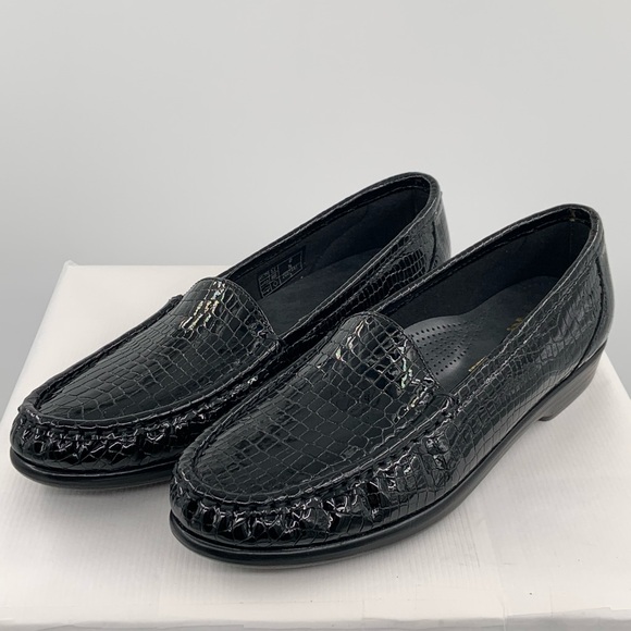 NWT NIB SAS Women’s Simplify Slip On Black Croc Leather Loafer Shoes - Picture 4 of 11